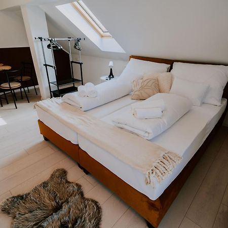 Maison De Luxe Segedín Exteriér fotografie